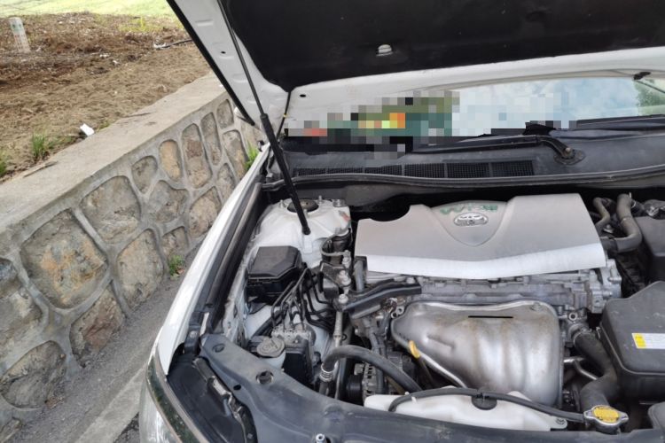 Used Toyota Camry 2015 2.0G Premier Edition Engine Bay Right