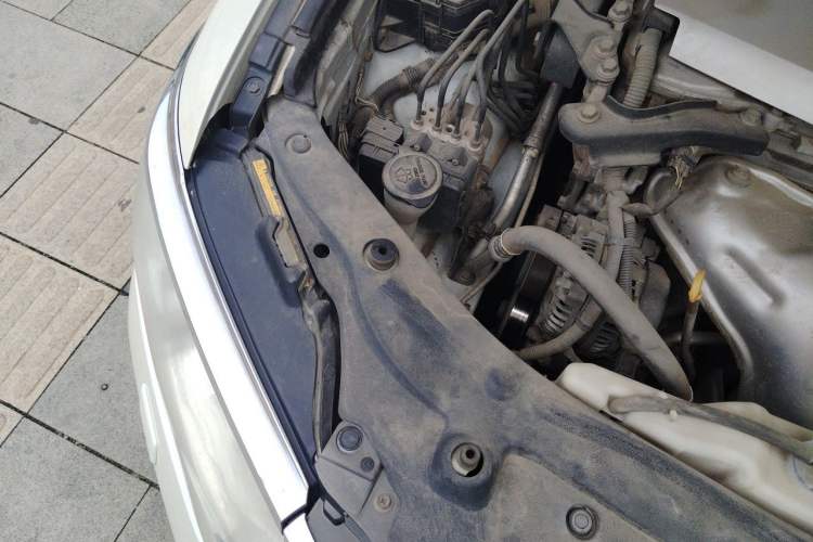 Used Toyota Camry 2015 2.0G Luxury Edition Engine Bay Right