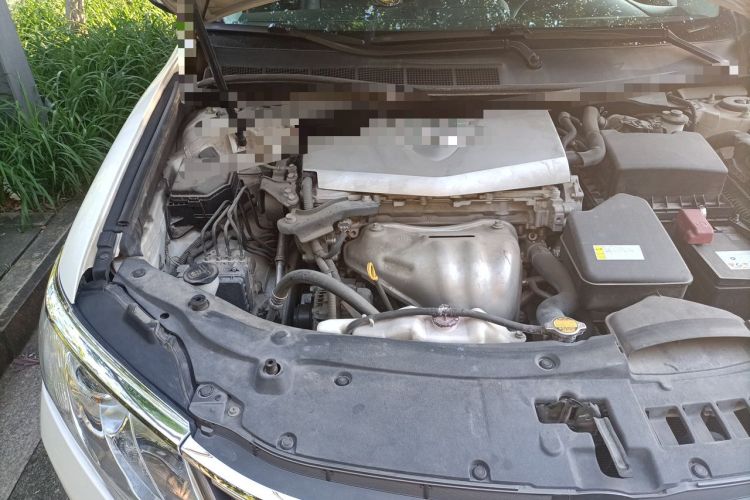 Used Toyota Camry 2015 2.0G Premier Edition Engine Bay Right