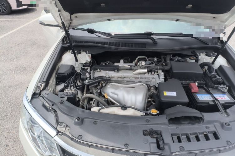 Used Toyota Camry 2015 2.0G Premier Edition Engine Bay Right
