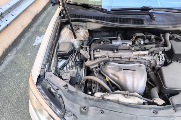 Used Toyota Camry 2015 2.0G Premier Edition Engine Bay Right