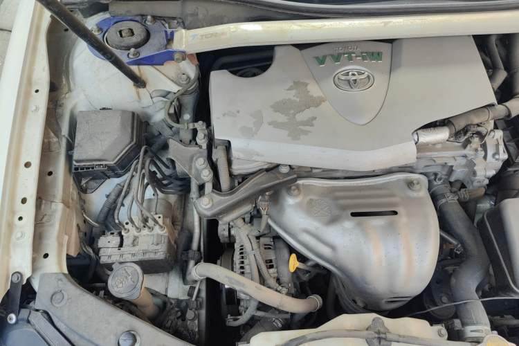 Used Toyota Camry 2015 2.0G Premier Edition Engine Bay Right