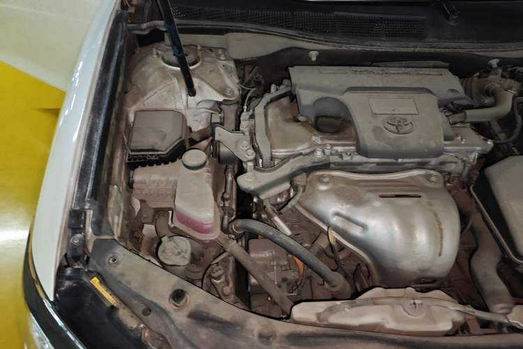 Used Toyota Camry 2015 Dual-Engine 2.5 HG Luxury Navigation Edition Engine Bay Right