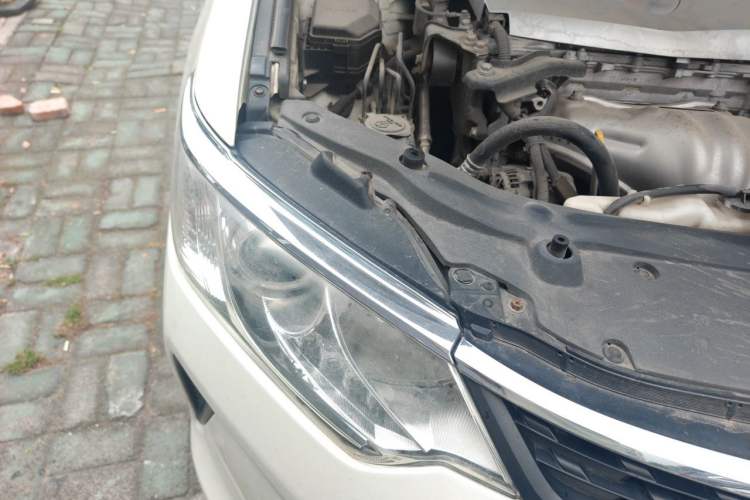 Used Toyota Camry 2015 Junrui 2.0S Activa Edition Engine Bay Right