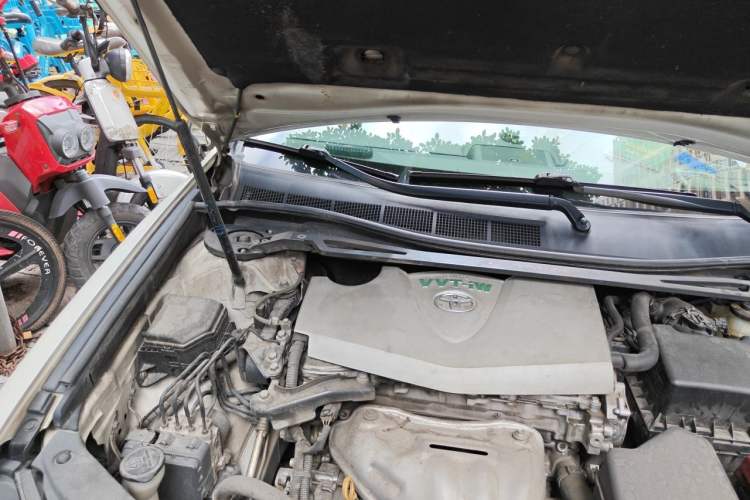 Used Toyota Camry 2015 2.0G Premier Edition Engine Bay Right