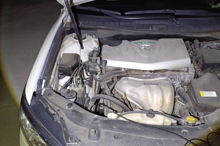 Used Toyota Camry 2015 2.0G Premier Edition Engine Bay Right