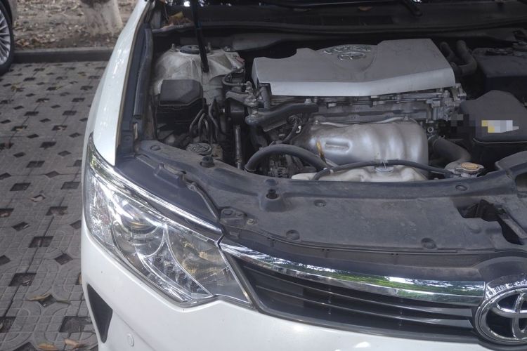 Used Toyota Camry 2015 2.0G Premier Edition Engine Bay Right