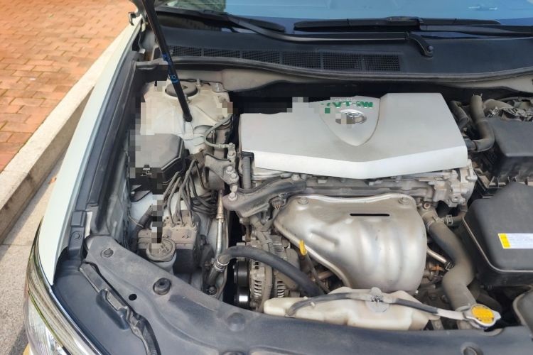 Used Toyota Camry 2015 2.0G Premier Edition Engine Bay Right