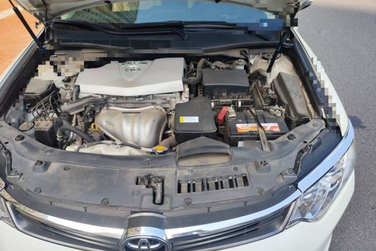Used Toyota Camry 2015 2.0G Premier Edition Engine Bay