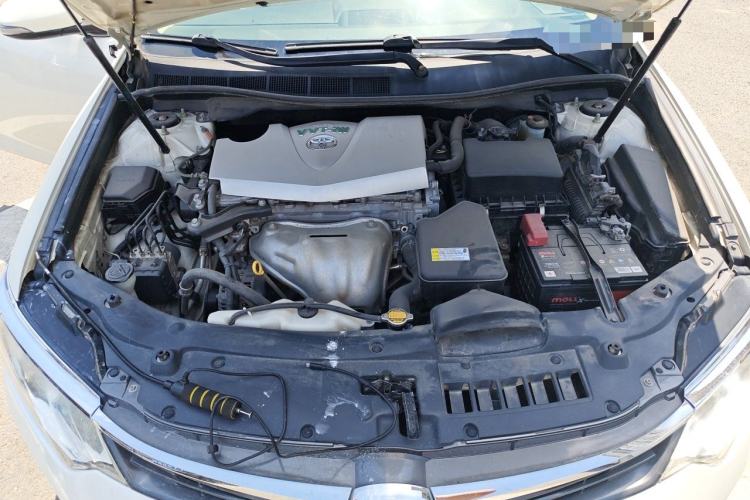 Used Toyota Camry 2015 2.0G Premier Edition Engine Bay