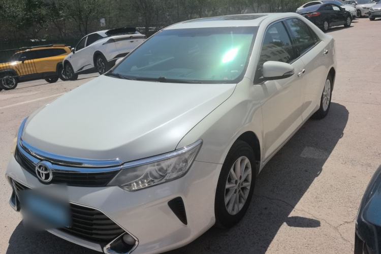 Used Toyota Camry 2015 2.0G Premier Edition Exterior 2
