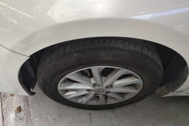 Used Toyota Camry 2015 2.0G Premier Edition Exterior 4