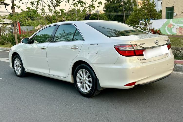 Used Toyota Camry 2015 2.0G Premier Edition Exterior 5