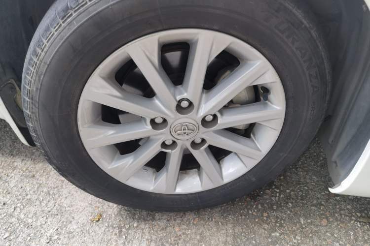 Used Toyota Camry 2015 2.0G Premier Edition Exterior 7