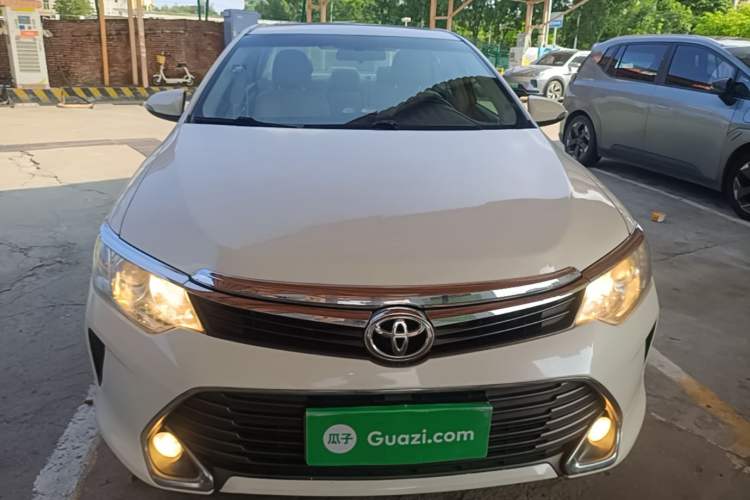 Used Toyota Camry 2015 2.0E Elite Edition Front