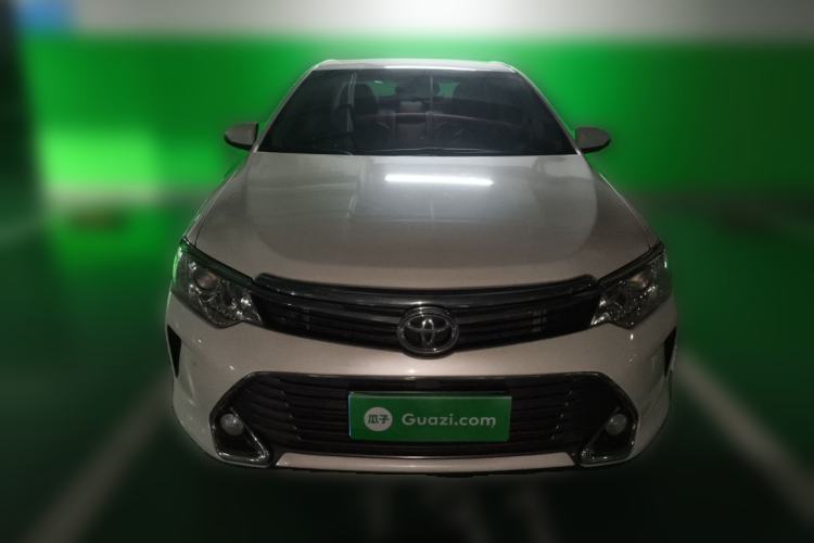 Used Toyota Camry 2015 2.0G Premier Edition Front