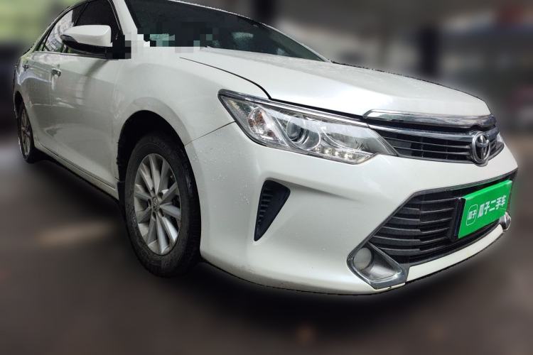 Used Toyota Camry 2015 2.0G Premier Edition Front Right 45 Deg
