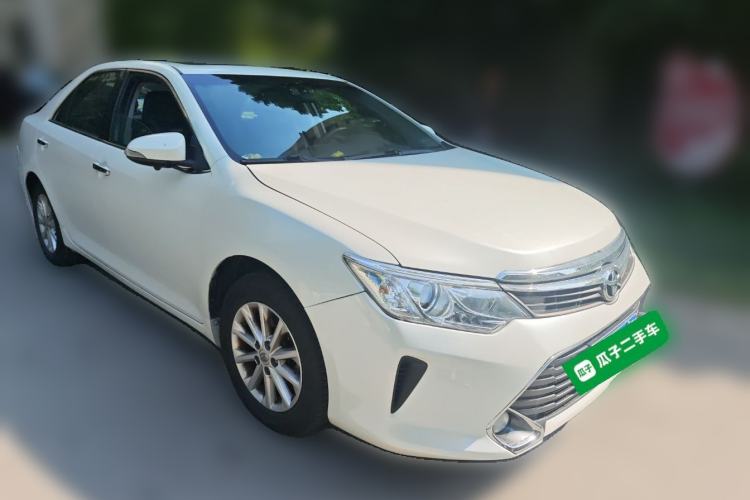 Used Toyota Camry 2015 2.0G Premier Edition Front Right 45 Deg