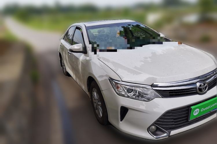 Used Toyota Camry 2015 2.0G Premier Edition Front Right 45 Deg