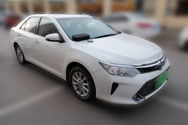 Used Toyota Camry 2015 2.0E Elite Edition Front Right 45 Deg