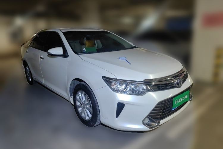 Used Toyota Camry 2015 2.0E Elite Edition Front Right 45 Deg
