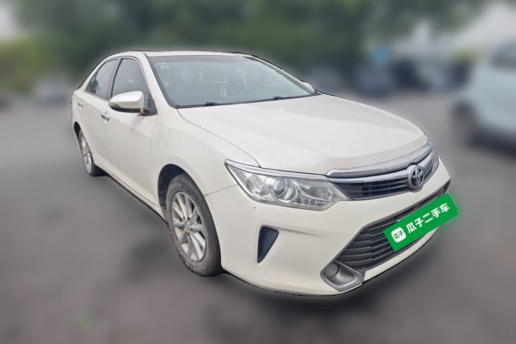 Used Toyota Camry 2015 2.0G Premier Edition Front Right 45 Deg
