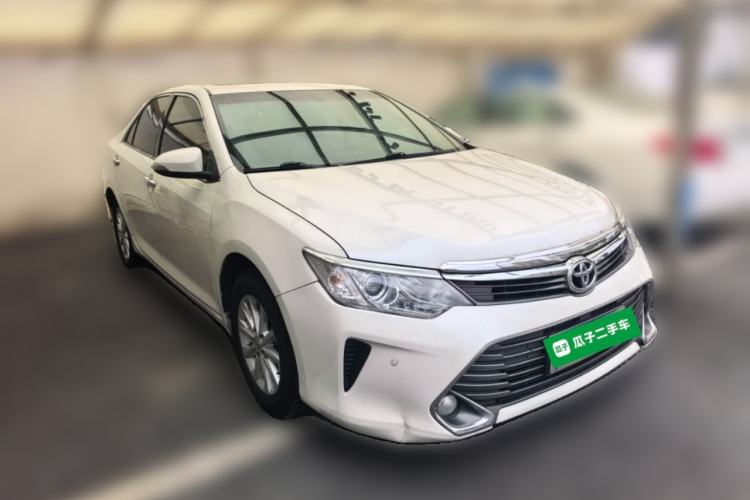 Used Toyota Camry 2015 2.0G Premier Edition Front Right 45 Deg