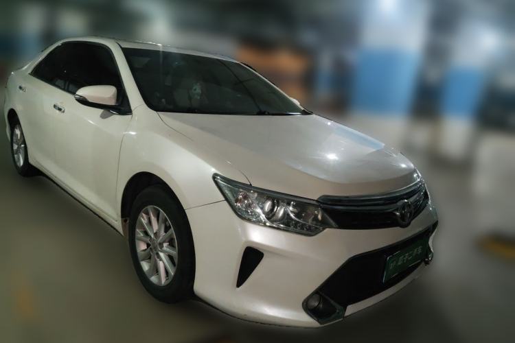 Used Toyota Camry 2015 2.0G Premier Edition Front Right 45 Deg