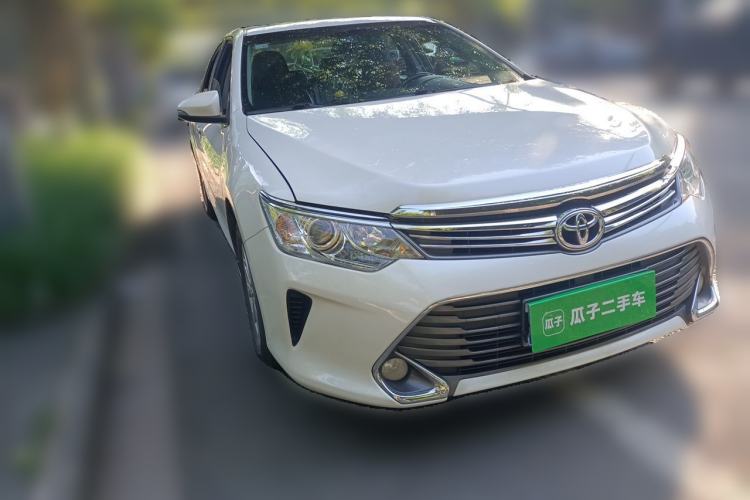 Used Toyota Camry 2015 2.0G Premier Edition Front Right 45 Deg