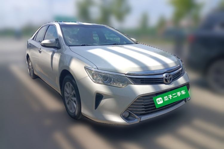 Used Toyota Camry 2015 2.0G Premier Edition Front Right 45 Deg