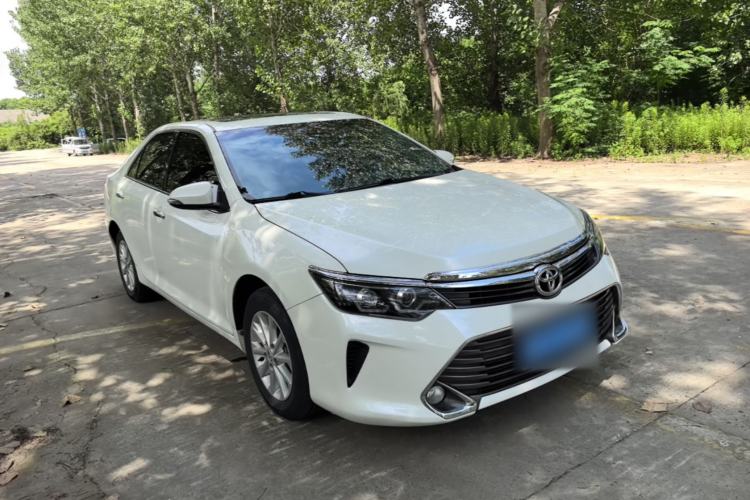 Used Toyota Camry 2015 2.0G Premier Edition Front Right 45 Deg