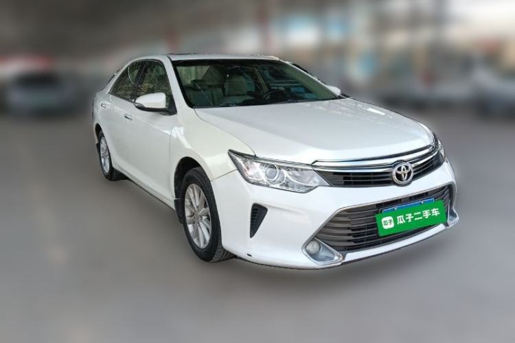 Used Toyota Camry 2015 2.0E Elite Edition Front Right 45 Deg