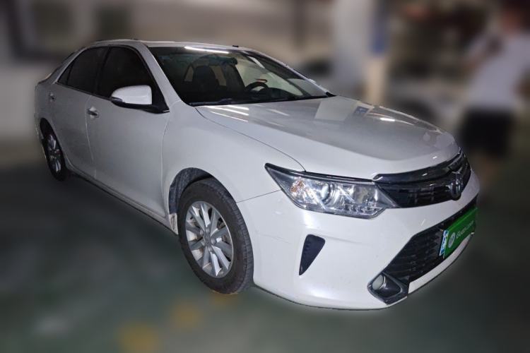 Used Toyota Camry 2015 2.0E Elite Edition Front Right 45 Deg