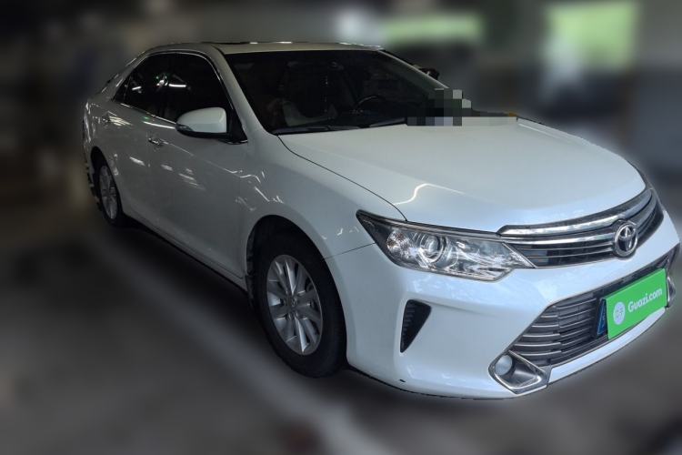 Used Toyota Camry 2015 2.0G Premier Edition Front Right 45 Deg