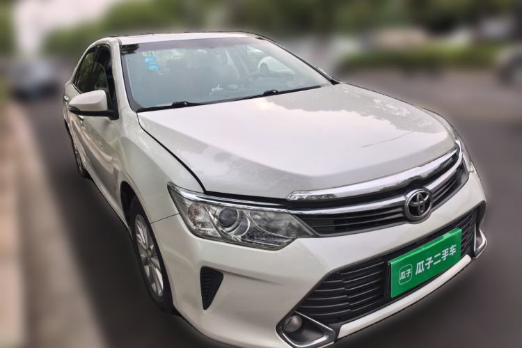 Used Toyota Camry 2015 2.0G Premier Edition Front Right 45 Deg