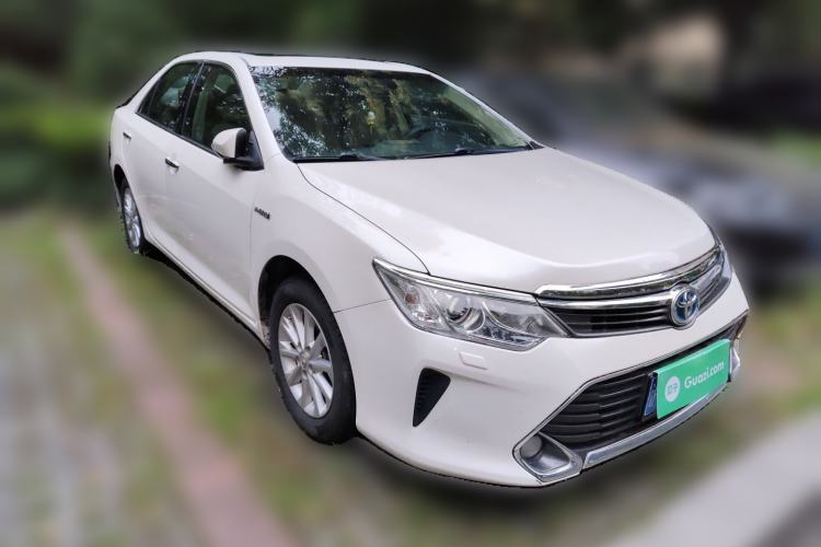 Used Toyota Camry 2015 Dual-Engine 2.5 HG Luxury Navigation Edition Front Right 45 Deg