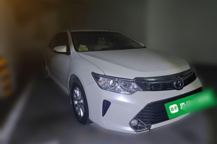 Used Toyota Camry 2015 2.0G Premier Edition Front Right 45 Deg