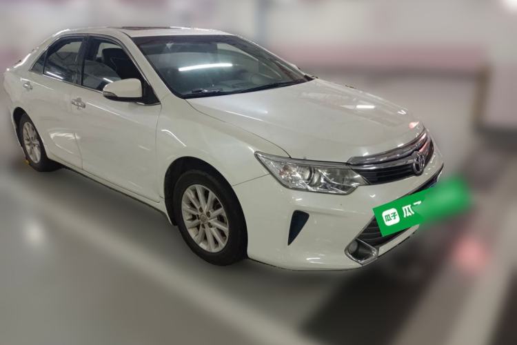 Used Toyota Camry 2015 2.0G Premier Edition Front Right 45 Deg