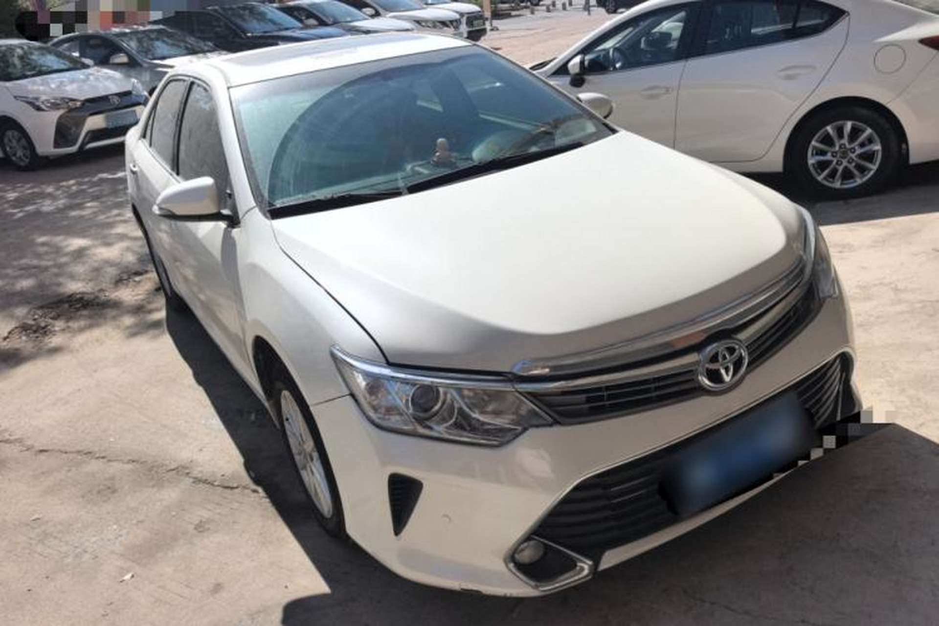 Used Toyota Camry 2015 2.0E Elite Edition Front Right 45 Deg