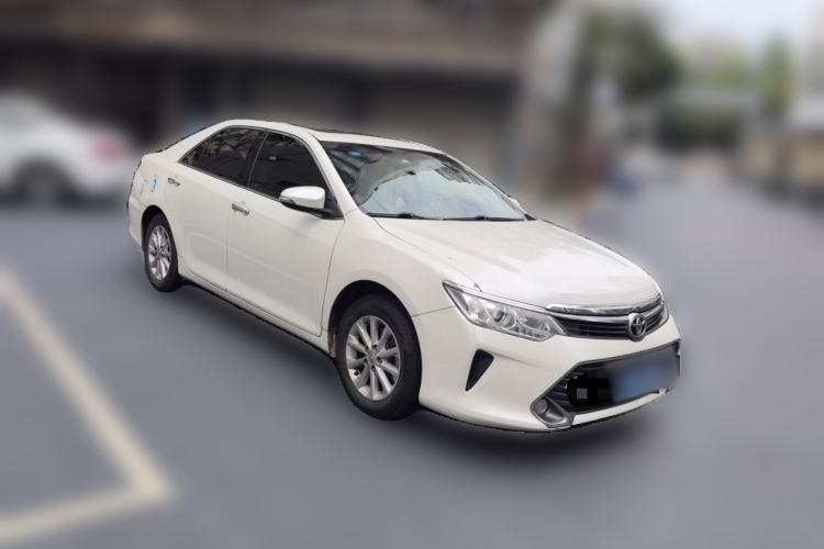 Used Toyota Camry 2015 2.0G Premier Edition Front Right 45 Deg