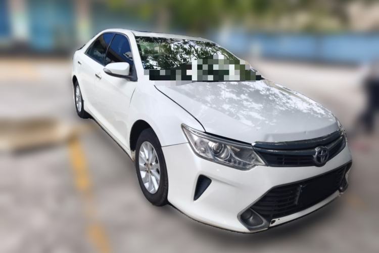 Used Toyota Camry 2015 2.0G Premier Edition Front Right 45 Deg