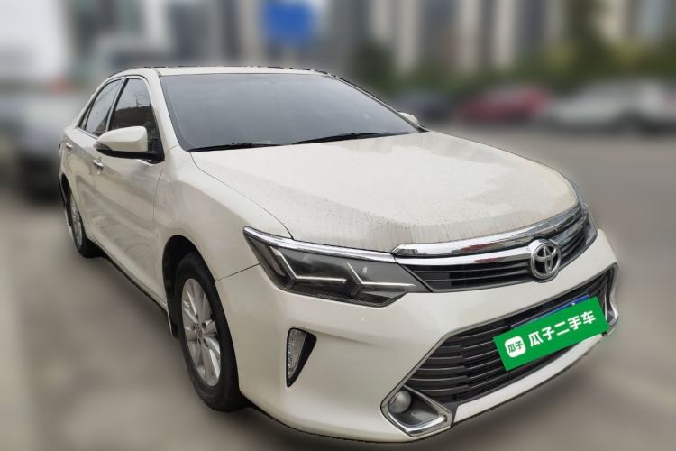 Used Toyota Camry 2015 2.0E Elite Edition Front Right 45 Deg