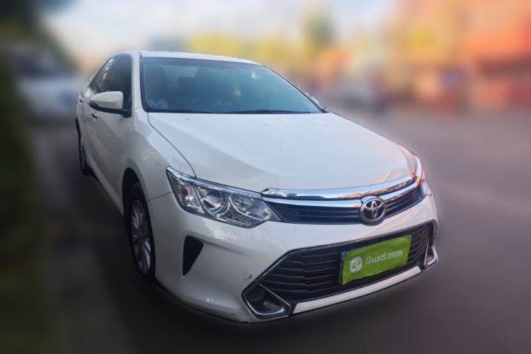 Used Toyota Camry 2015 2.0G Premier Edition Front Right 45 Deg