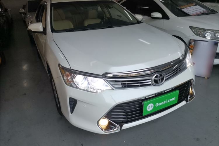 Used Toyota Camry 2015 2.0G Premier Edition Front Right 45 Deg
