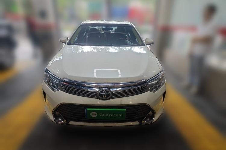 Used Toyota Camry 2015 2.0G Premier Edition Front
