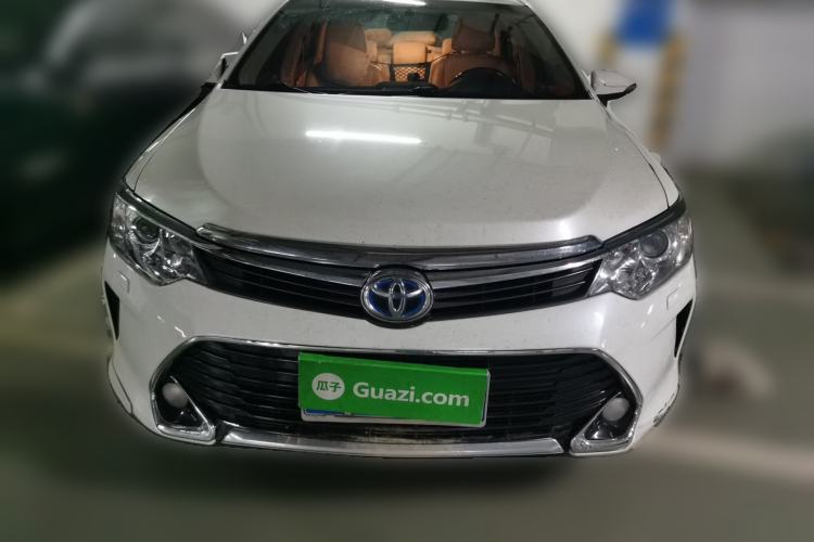 Used Toyota Camry 2015 Dual-Engine 2.5 HG Luxury Navigation Edition Front