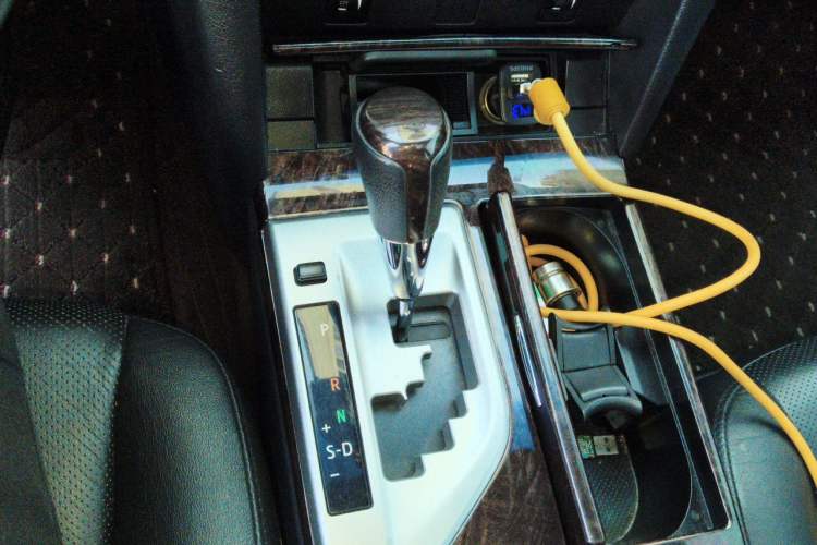 Used Toyota Camry 2015 2.0G Premier Edition Gear Lever