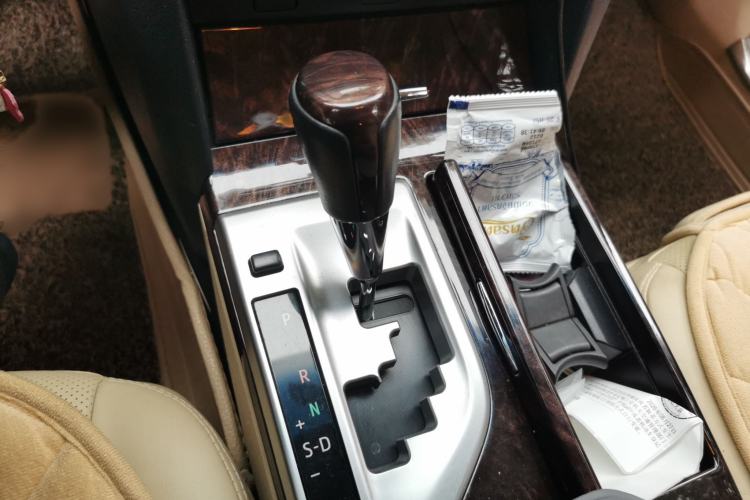 Used Toyota Camry 2015 2.0G Luxury Edition Gear Lever