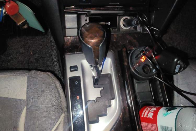 Used Toyota Camry 2015 2.0G Premier Edition Gear Lever