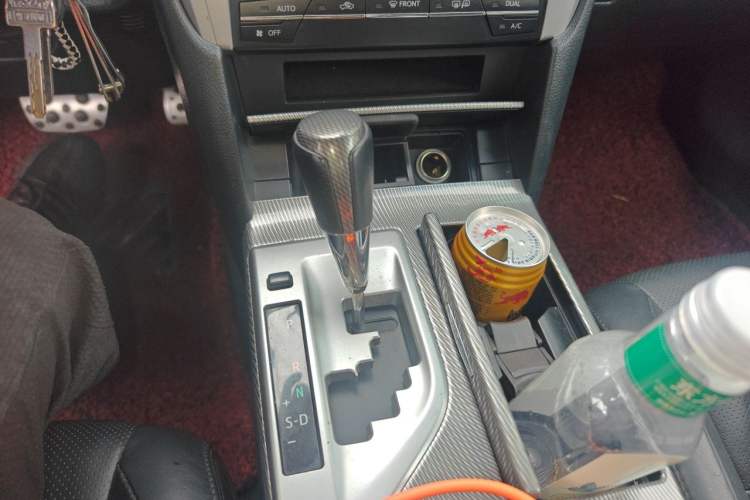 Used Toyota Camry 2015 Junrui 2.0S Activa Edition Gear Lever